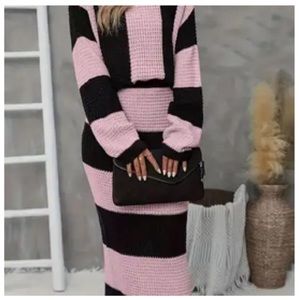 Women’s 2 piece knit skirt set